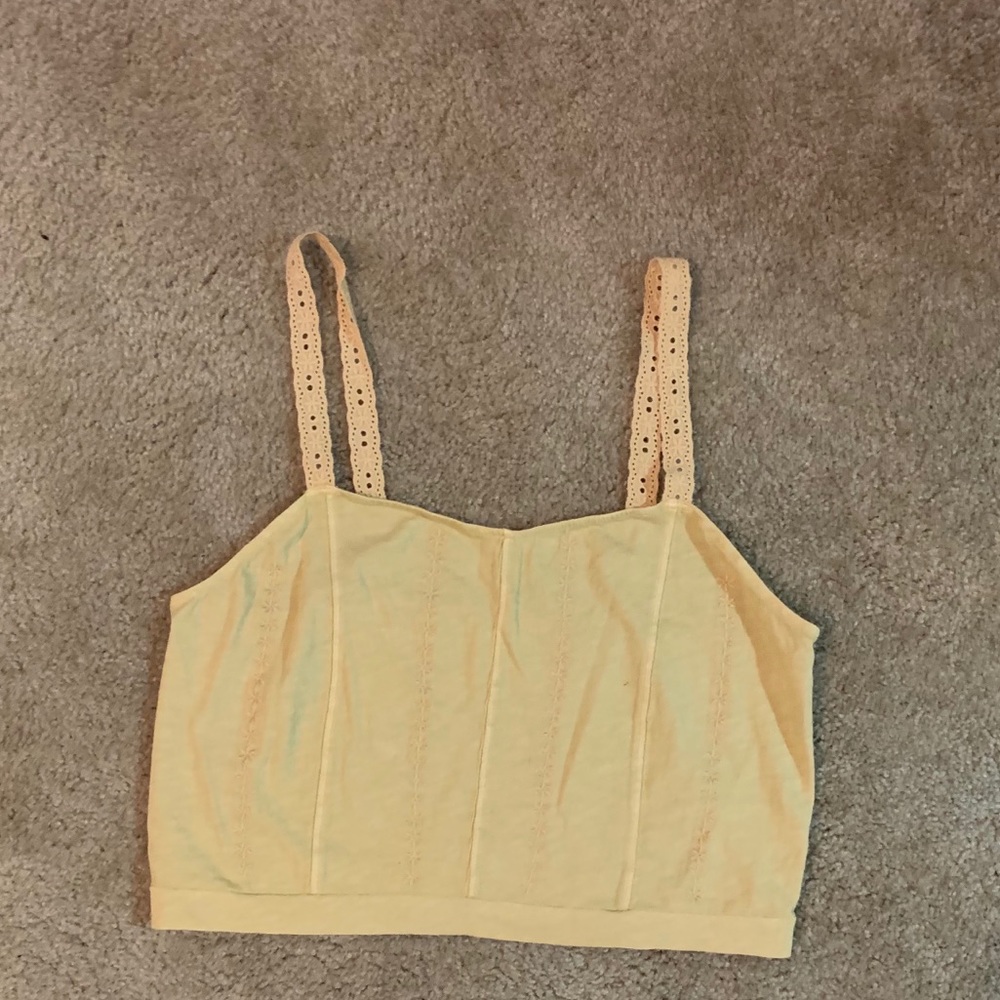 Crop top